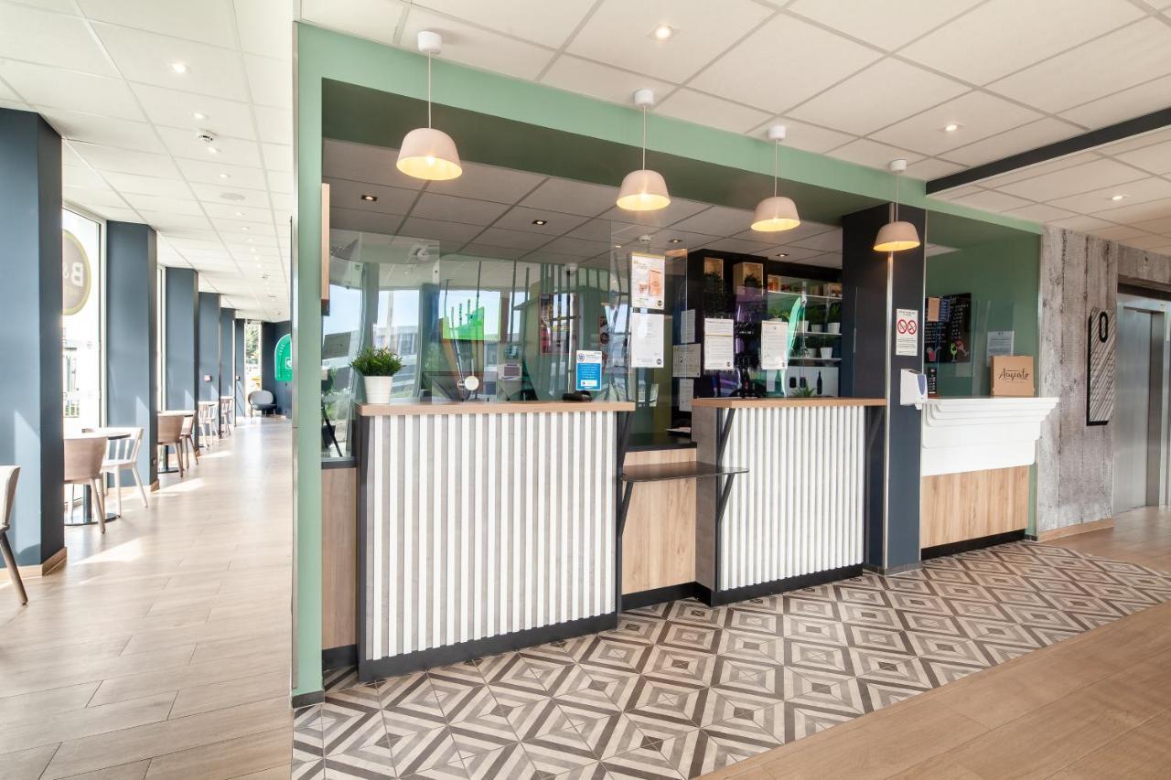 B&B Hotel Massy Gare Tgv Buitenkant foto