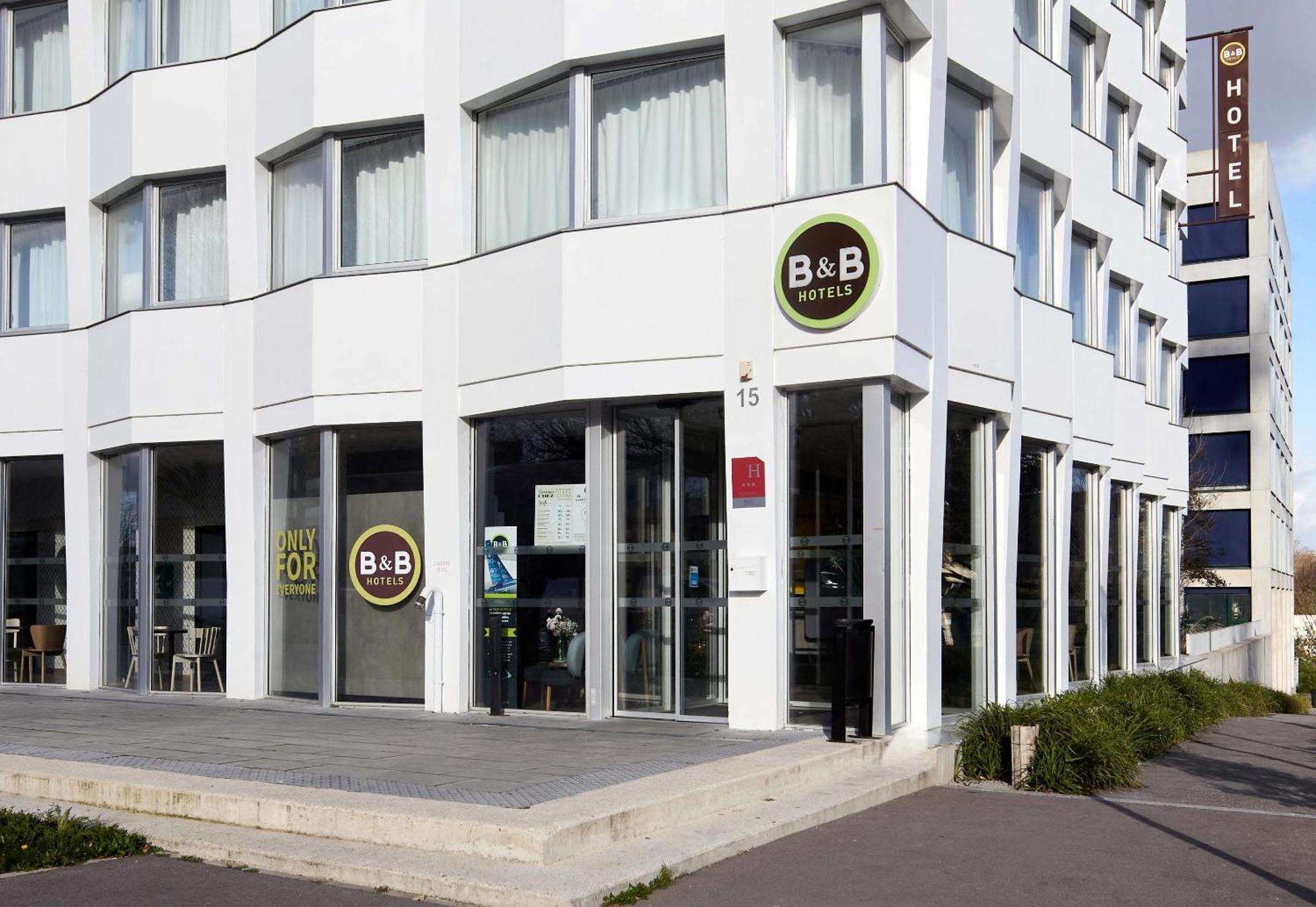 B&B Hotel Massy Gare Tgv Buitenkant foto