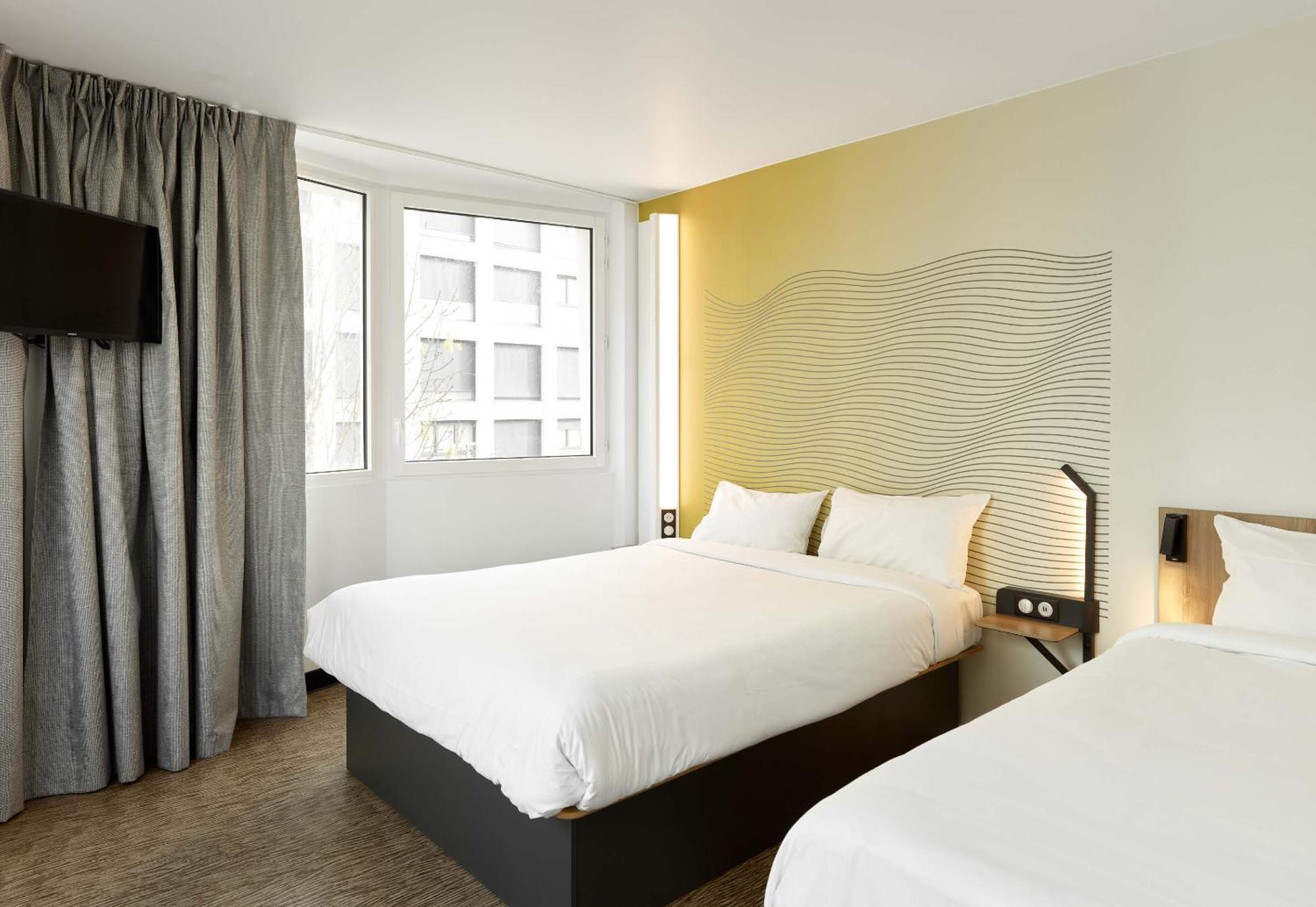 B&B Hotel Massy Gare Tgv Buitenkant foto