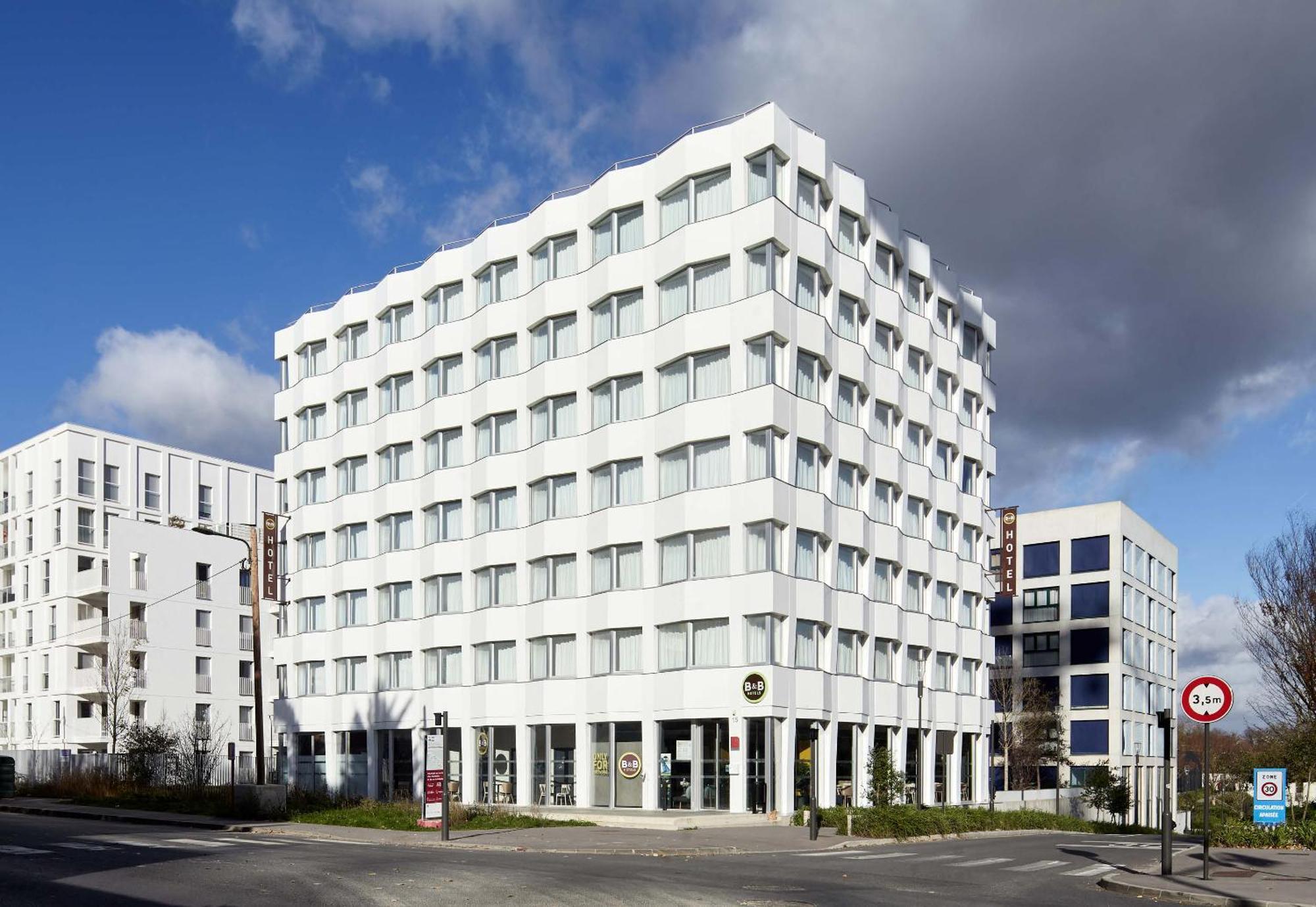 B&B Hotel Massy Gare Tgv Buitenkant foto